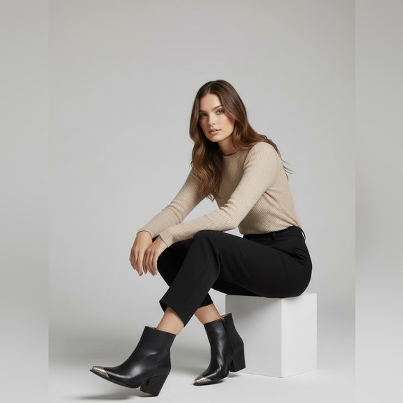 Western Etched Silver Tip Noir Block Heel Boot - Picture 9 of 11